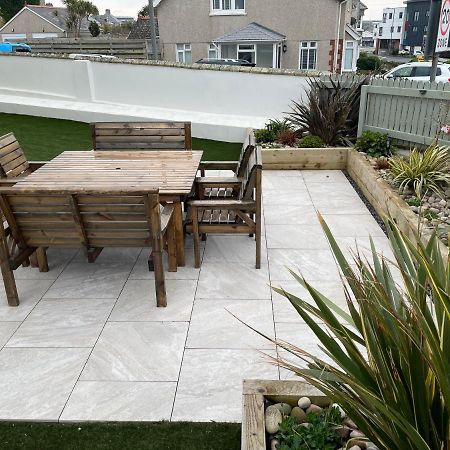 Beautiful 3 Bedroom Apartment By The Sea New Quay Extérieur photo