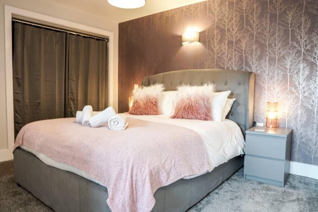 Beautiful 3 Bedroom Apartment By The Sea New Quay Extérieur photo