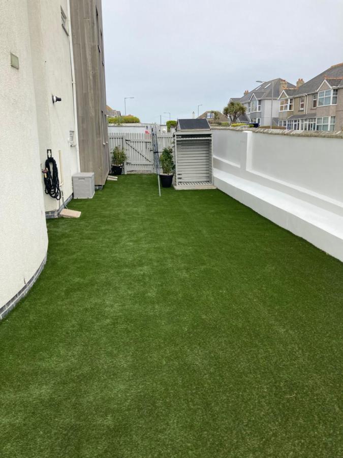 Beautiful 3 Bedroom Apartment By The Sea New Quay Extérieur photo