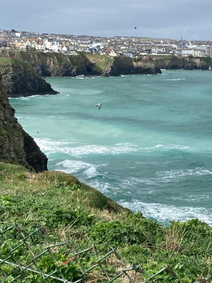 Beautiful 3 Bedroom Apartment By The Sea New Quay Extérieur photo